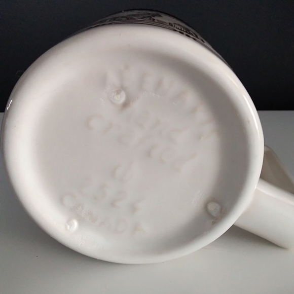 Vintage 1970's Beauceware Abenakis Pottery Mug - Picture 3 of 5